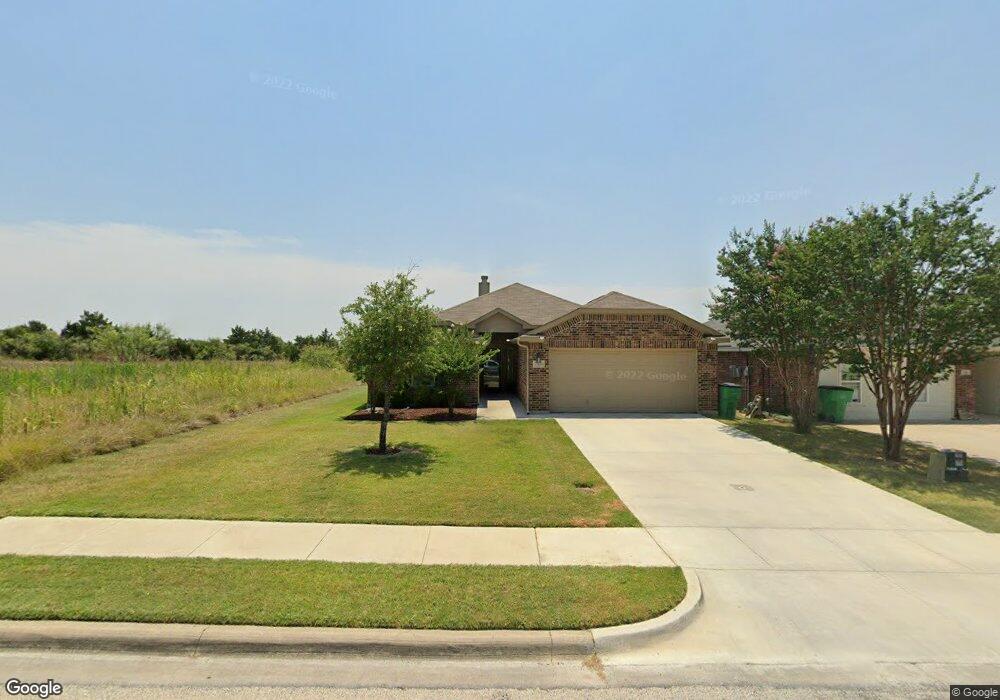3506 Columbus St, Gainesville, TX 76240 - photo 1