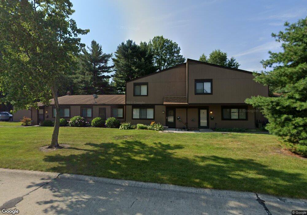 26685 Lake of the Falls Blvd, Olmsted Falls, OH 44138 - photo 1