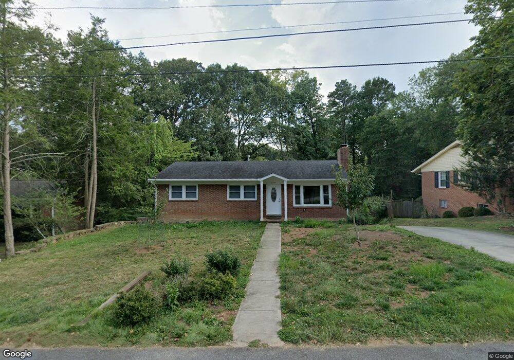 2204 Banbury St, Charlottesville, VA 22901 - photo 1