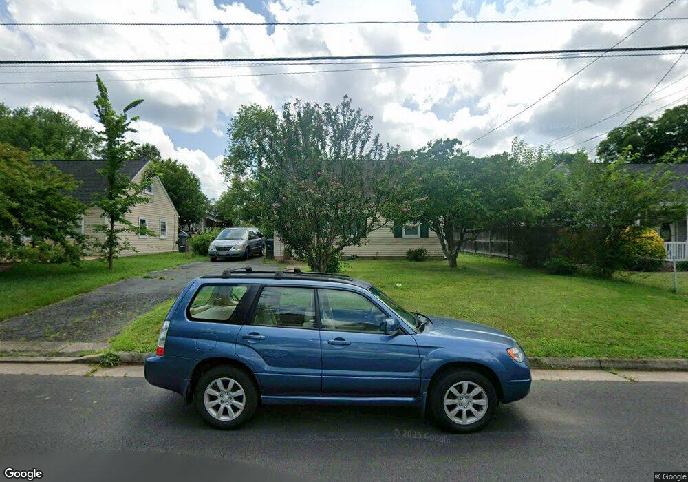 125 Martin Dr, Manassas Park, VA 20111 - photo 1