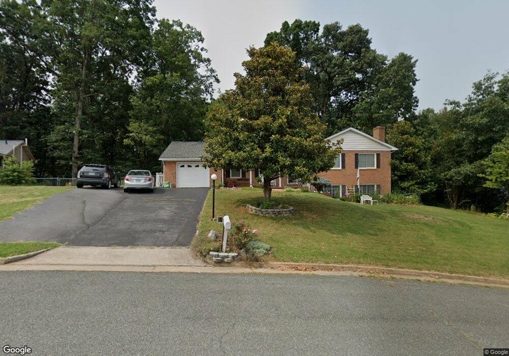 1229 Pinehurst Rd, Staunton, VA 24401 - photo 1