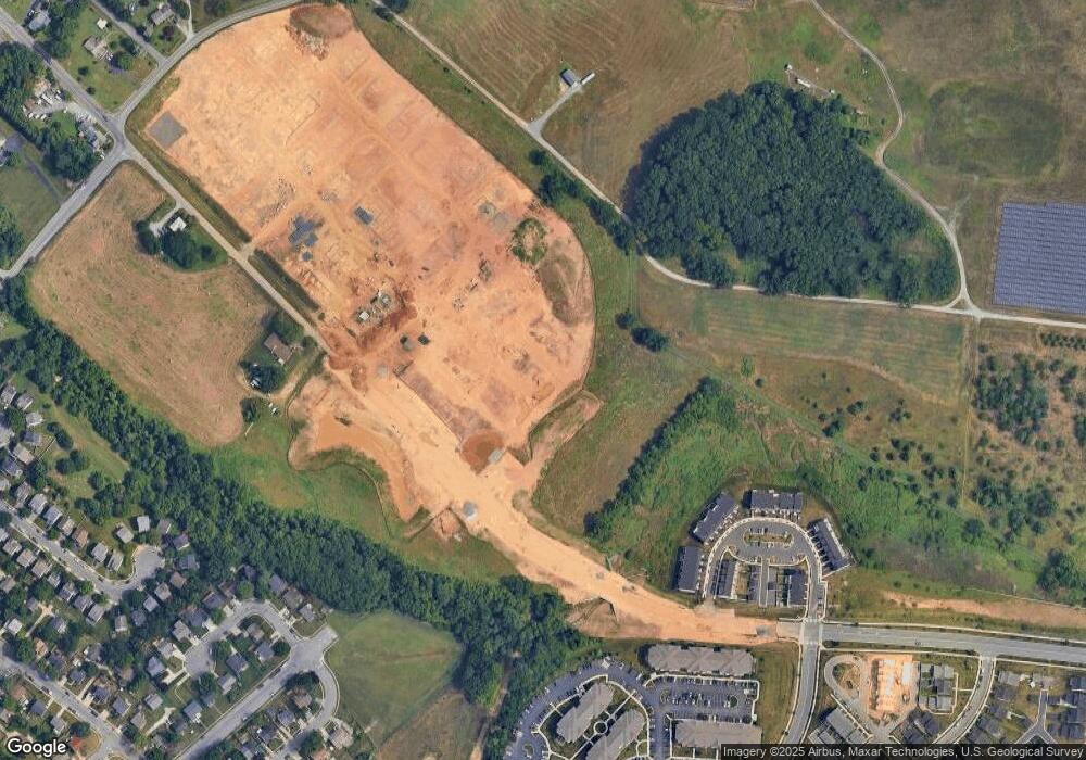 1622 Blacksmith Way unit 185, Frederick, MD 21702 - photo 1