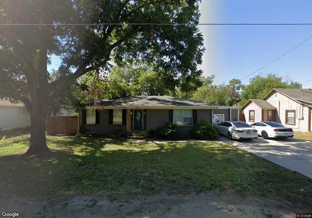 107 S Illinois St, Celina, TX 75009 - photo 1