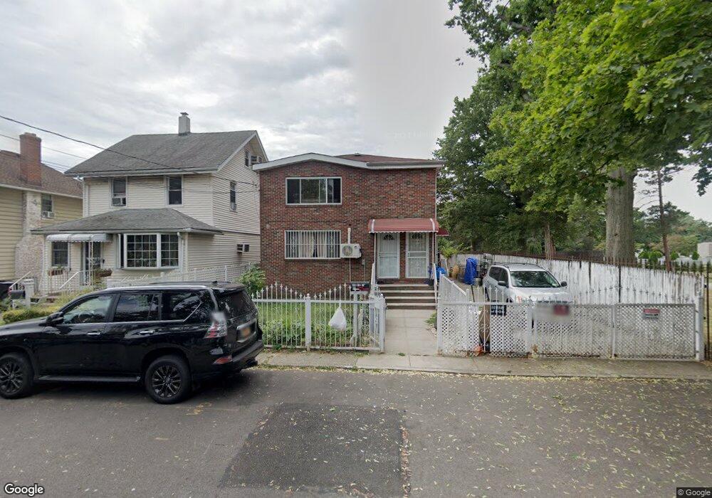 13502 61st Rd, Flushing, NY 11367 - photo 1