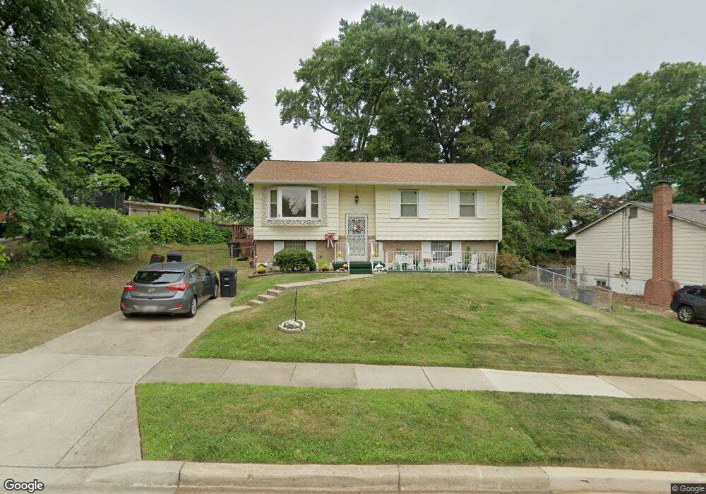 7111 Valley Park Rd, Capitol Heights, MD 20743 - photo 1