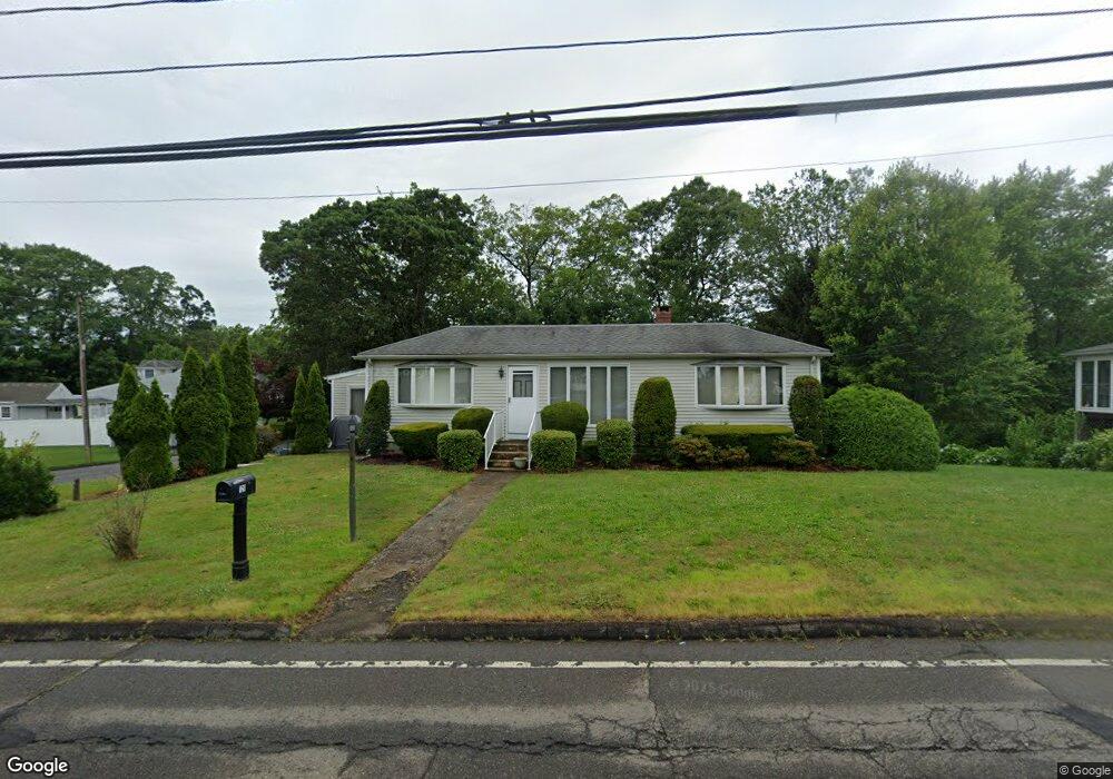 129 Hotchkiss Grove Rd, Branford, CT 06405 - photo 1