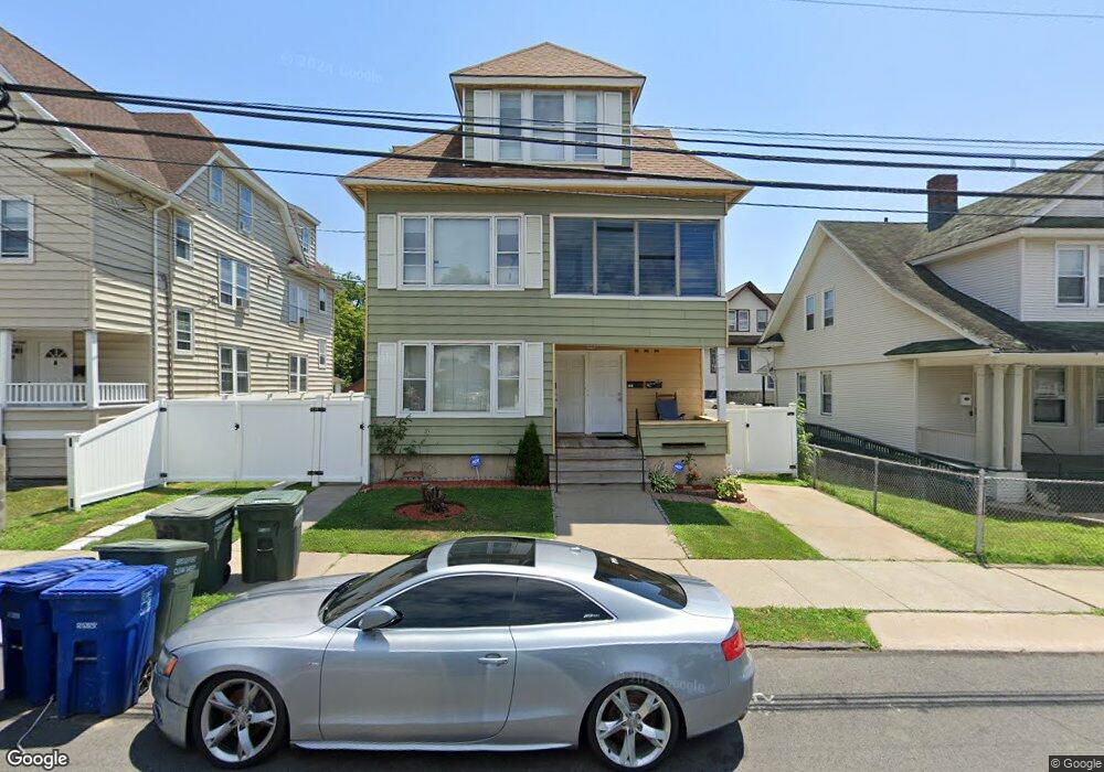 301 Bronx Ave unit 303, Bridgeport, CT 06606 - photo 1