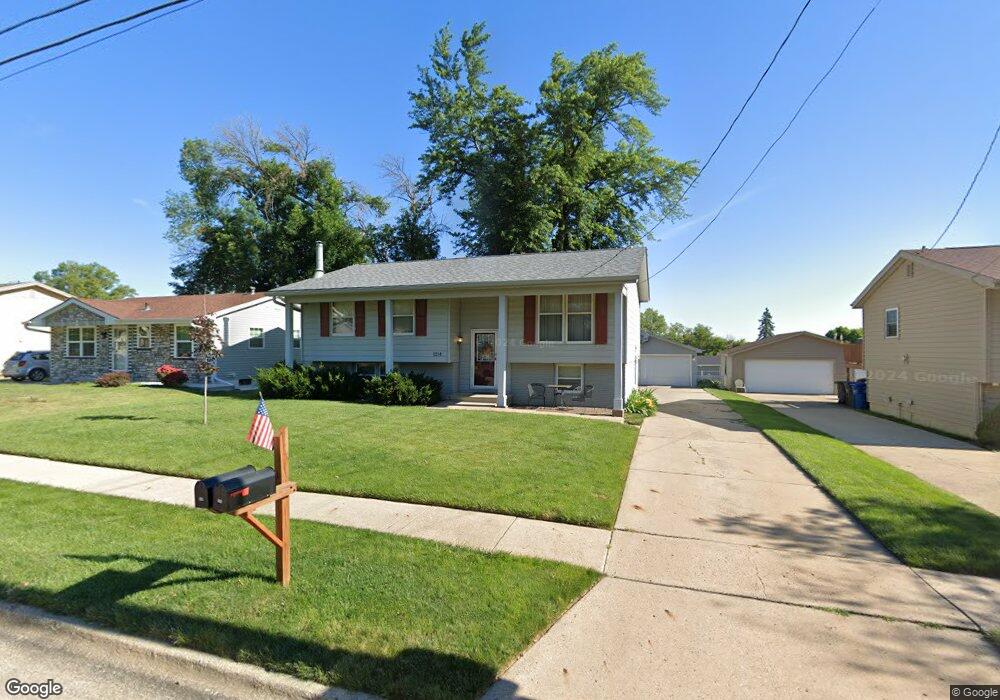 1214 E Thornton Ave, Des Moines, IA 50315 - photo 1