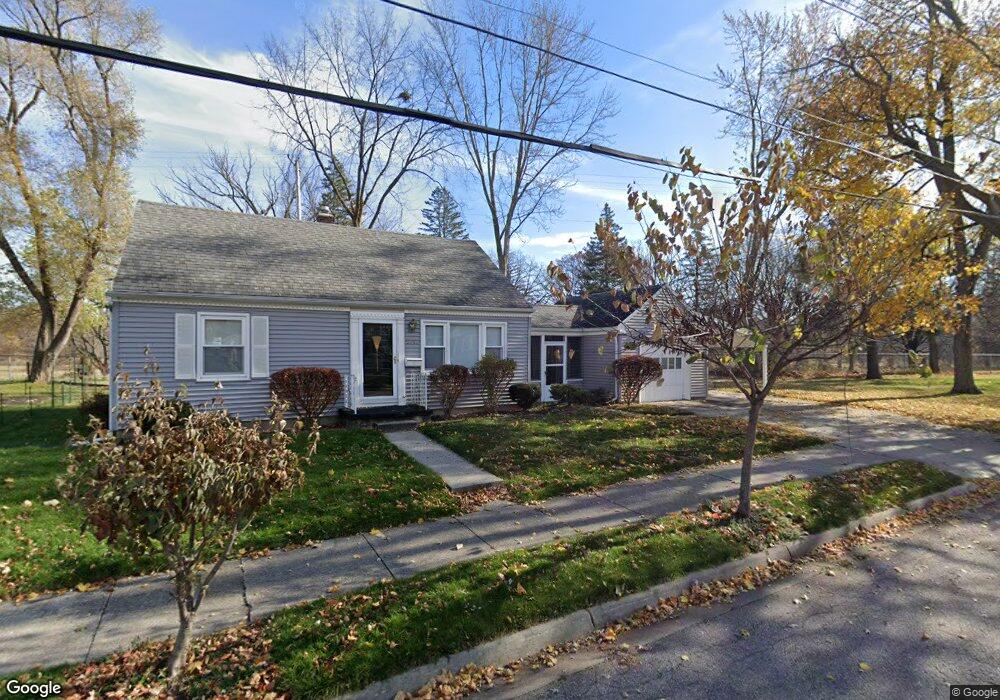 2319 Sunnyside Ave, Lansing, MI 48910 - photo 1