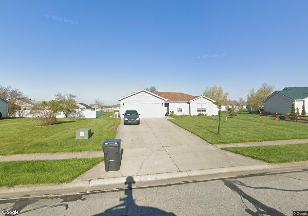 833 Thresher Run, Churubusco, IN 46723 - photo 1