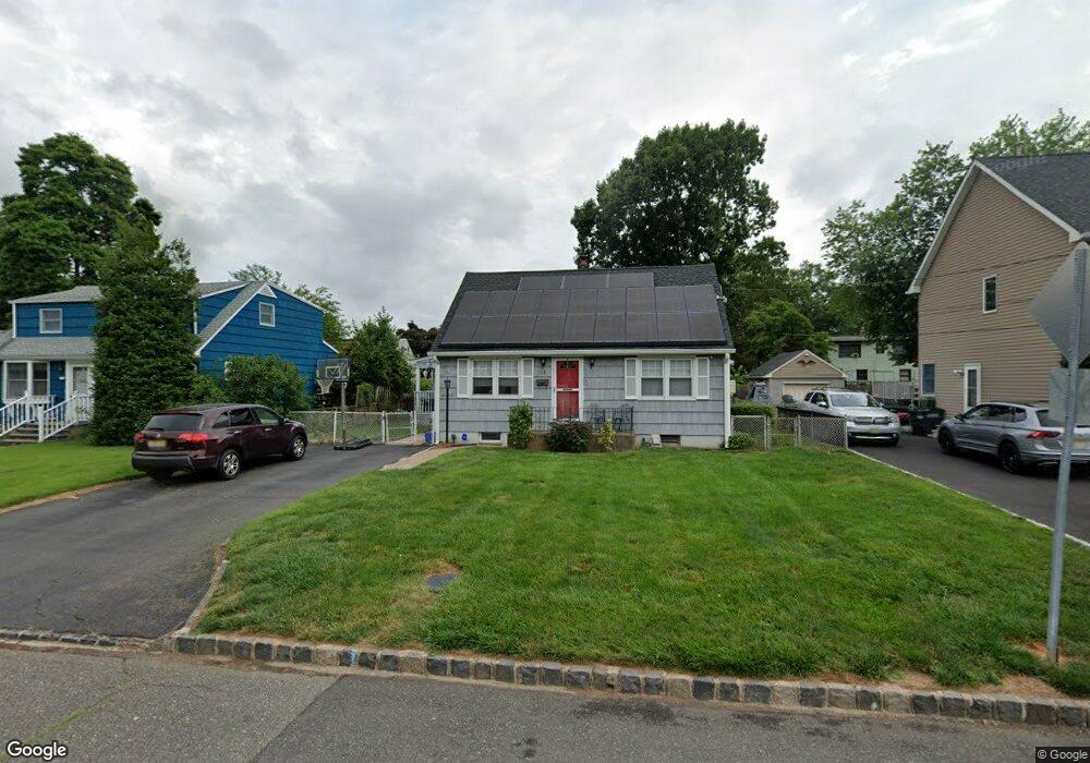 168 Garden Dr, South Plainfield, NJ 07080 - photo 1