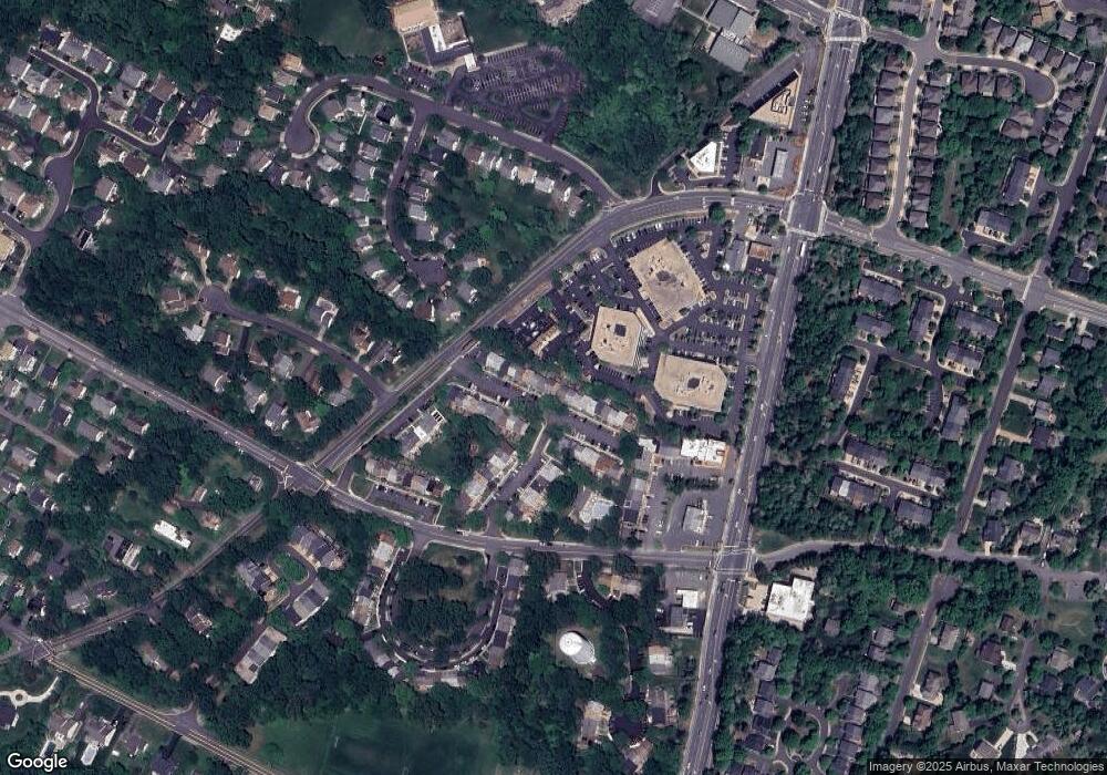 8140 Larkin Ln, Vienna, VA 22182 - photo 1