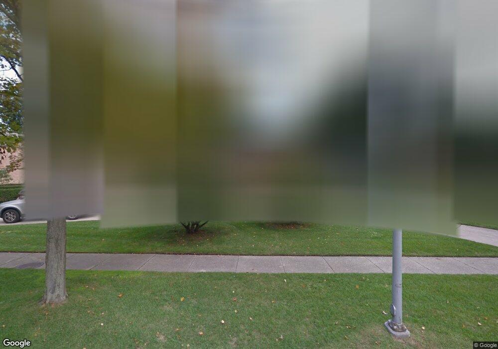 24 S Deeplands Rd, Grosse Pointe Shores, MI 48236 - photo 1