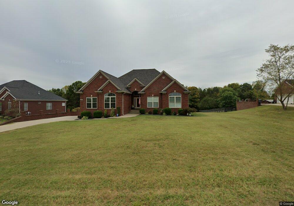 329 Grand Ave, Shepherdsville, KY 40165 - photo 1