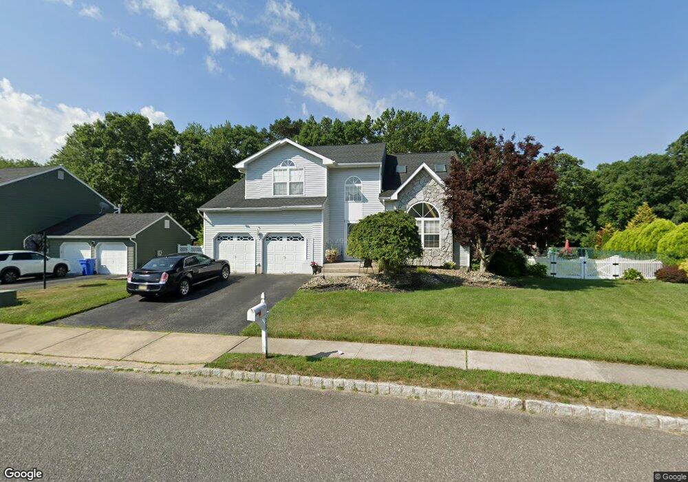 28 Silverbrooke Cir, Howell, NJ 07731 - photo 1