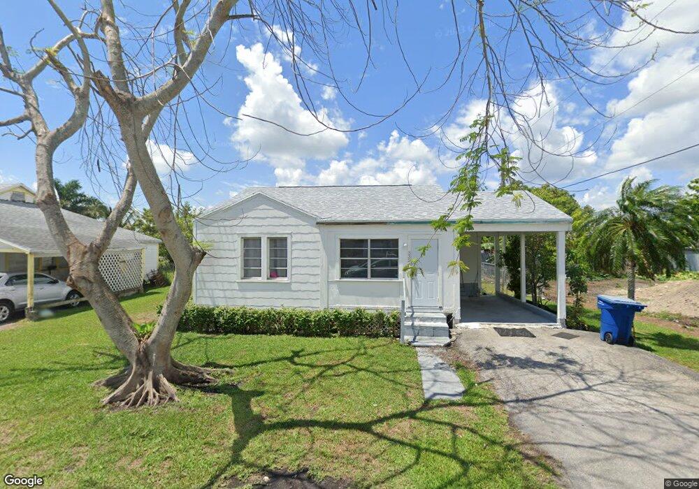 332 SW 2nd Dr, Belle Glade, FL 33430 - photo 1