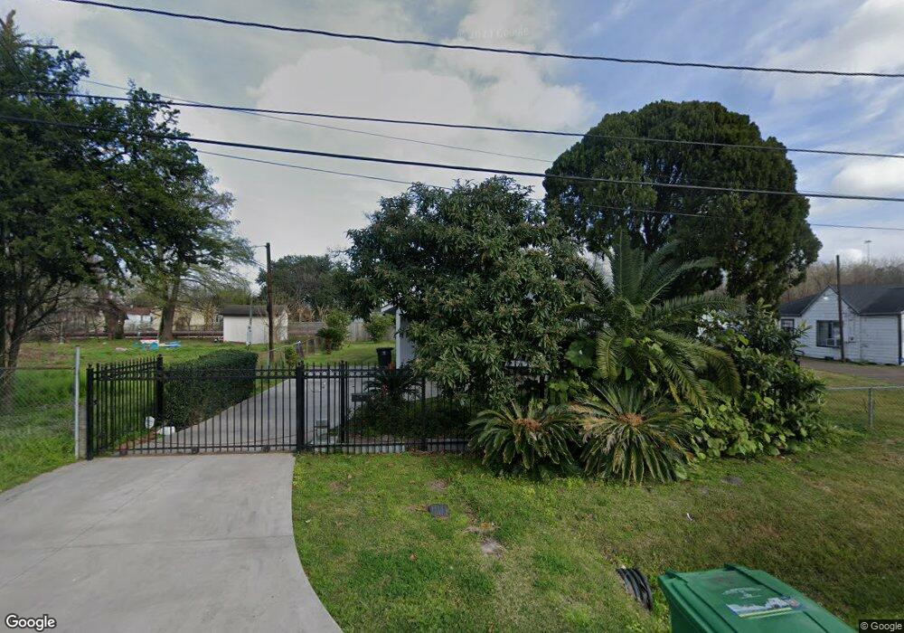 3407 King St, Houston, TX 77026 - photo 1