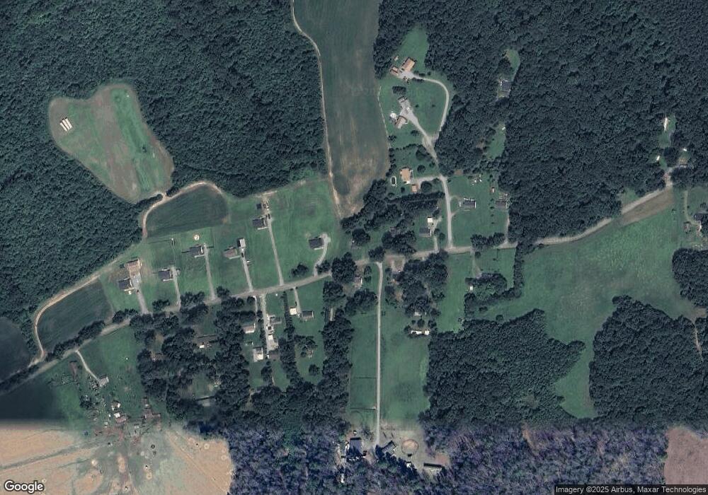 613 Mussel Swamp Rd, Tappahannock, VA 22560 - photo 1