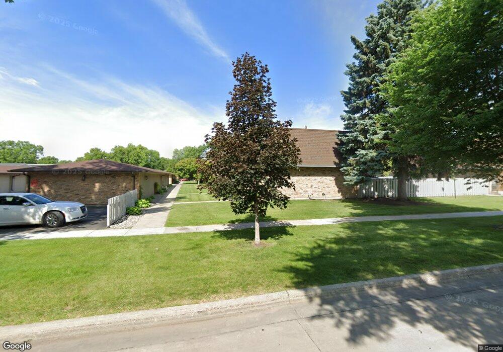 1527 16th St S unit GAR, Fargo, ND 58103 - photo 1