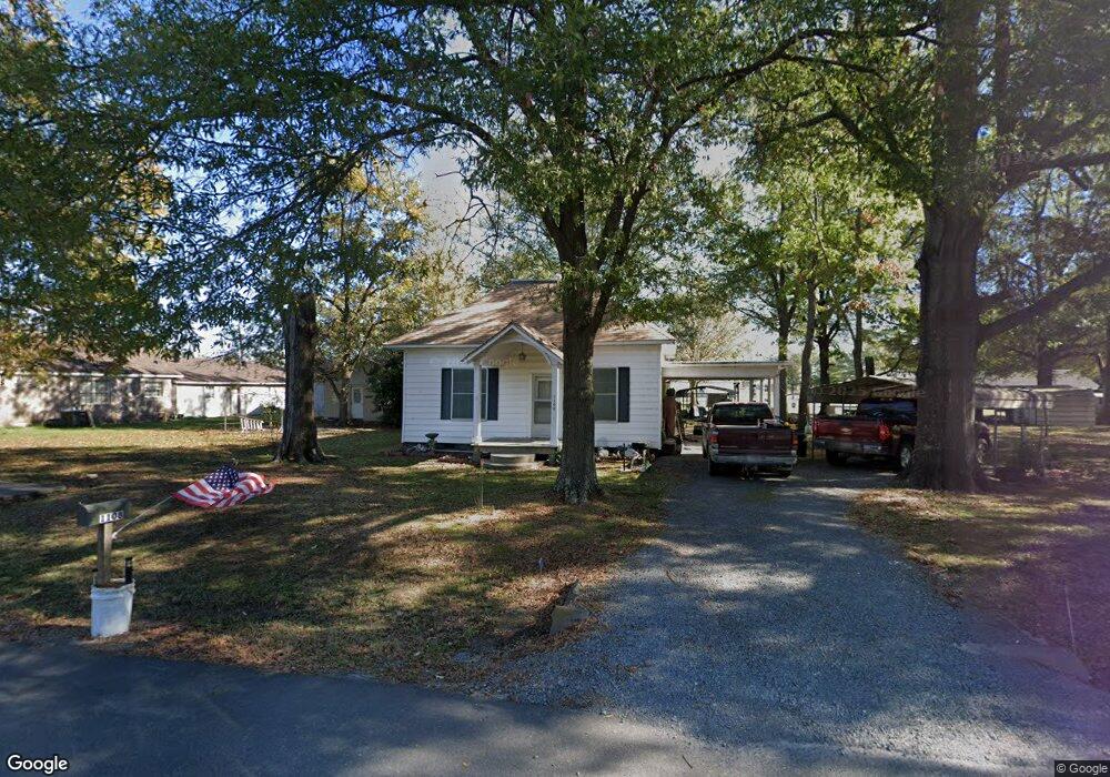 1108 N Grand Ave, Stuttgart, AR 72160 - photo 1