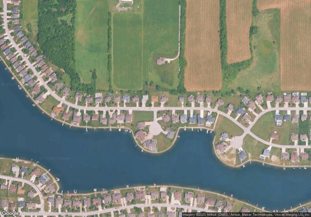 10542 Doubletree Dr N, Winfield, IN 46307 - photo 1