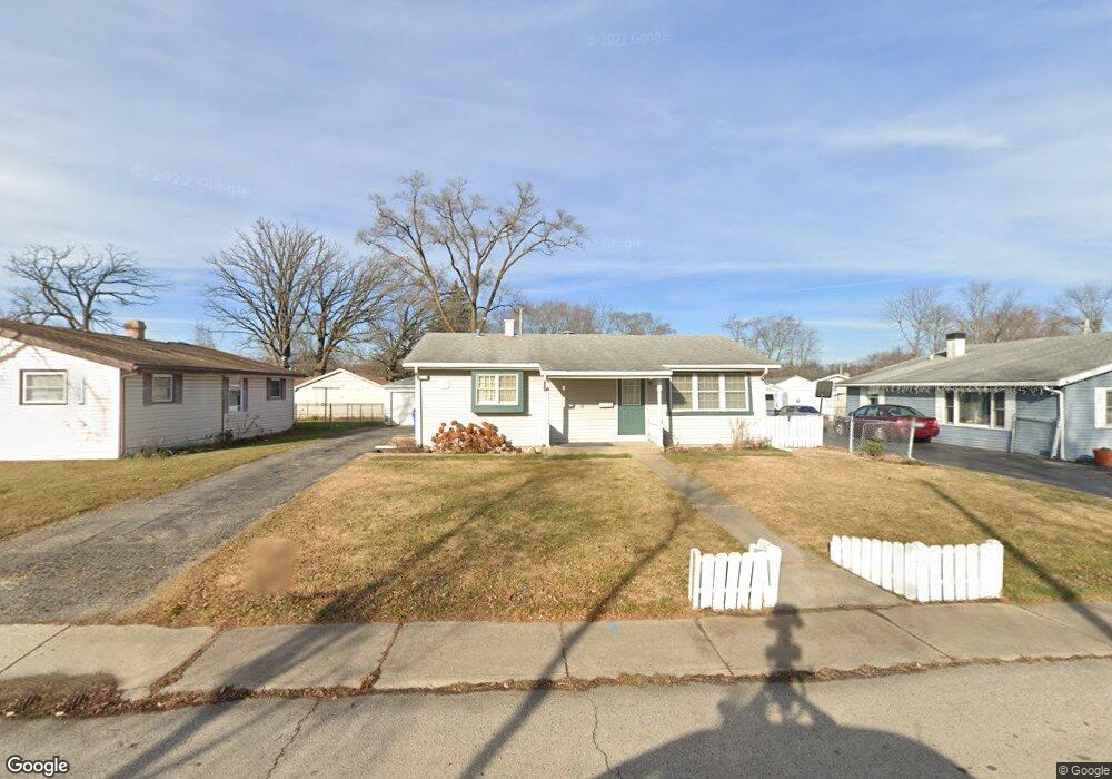 318 Delaware St, Carpentersville, IL 60110 - photo 1