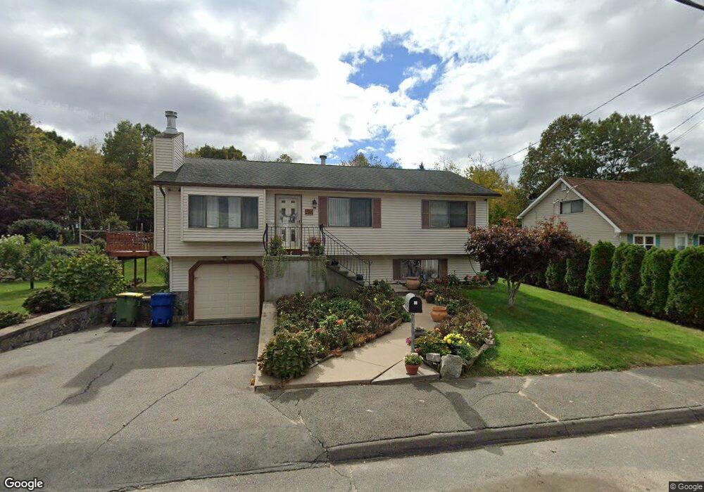 45 Cathy Ln, Waterbury, CT 06704 - photo 1