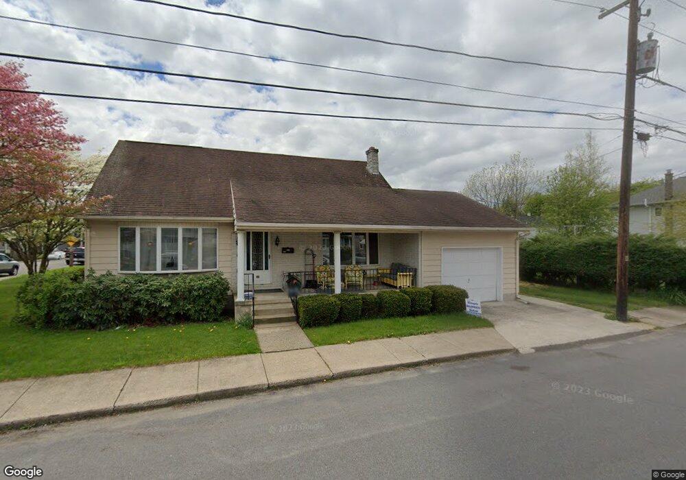 301 Church St, Taylor, PA 18517 - photo 1