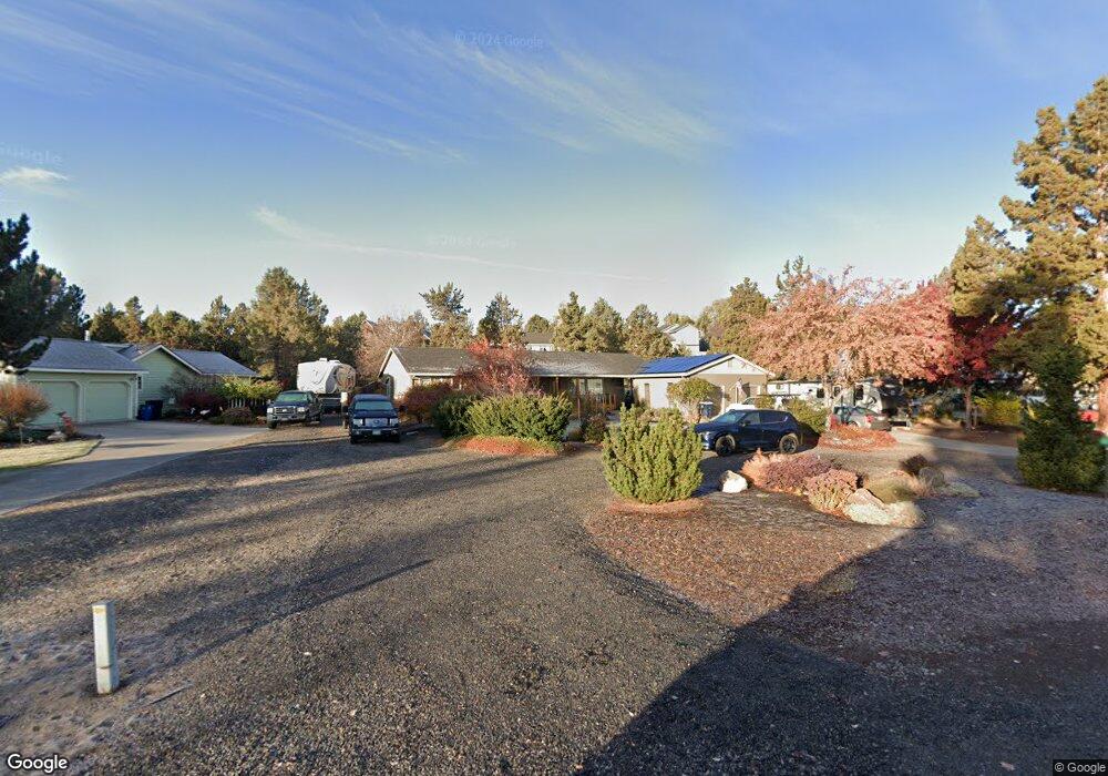 3685 SW 34th St, Redmond, OR 97756 - photo 1