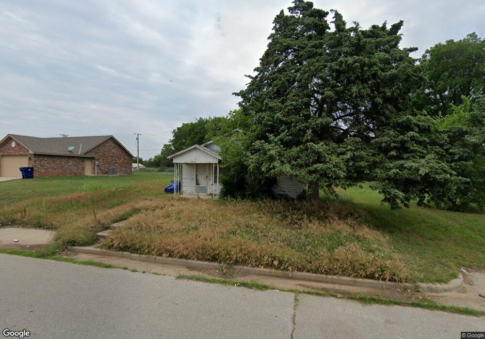 109 W Sycamore Ave, Duncan, OK 73533 - photo 1