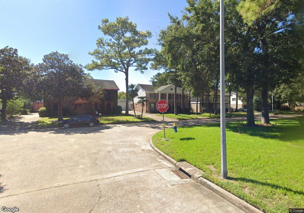 9607 Kindletree Dr, Houston, TX 77040 - photo 1