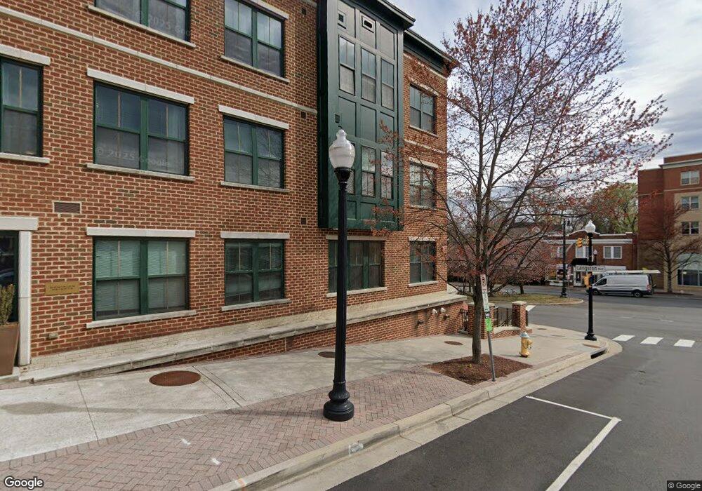 Dominion Heights unit 117, Arlington, VA 22207 - photo 1