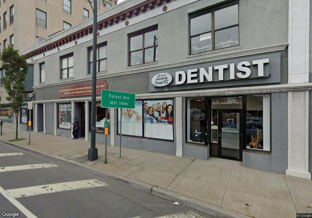 393 Sunrise Hwy unit A, Lynbrook, NY 11563 - photo 1