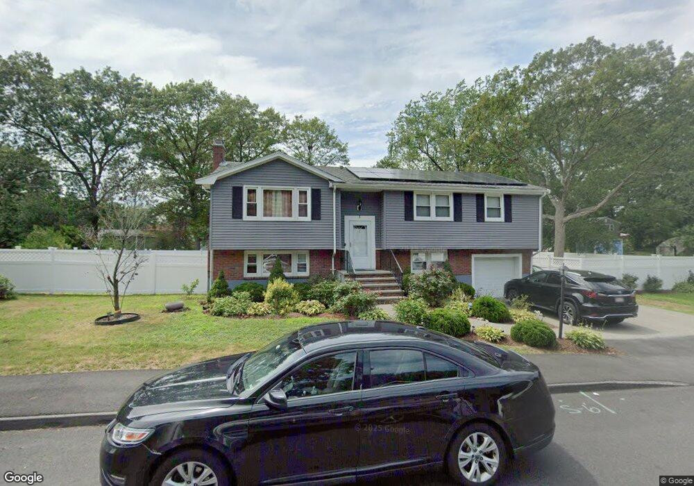 5 Skyview Rd, Randolph, MA 02368 - photo 1