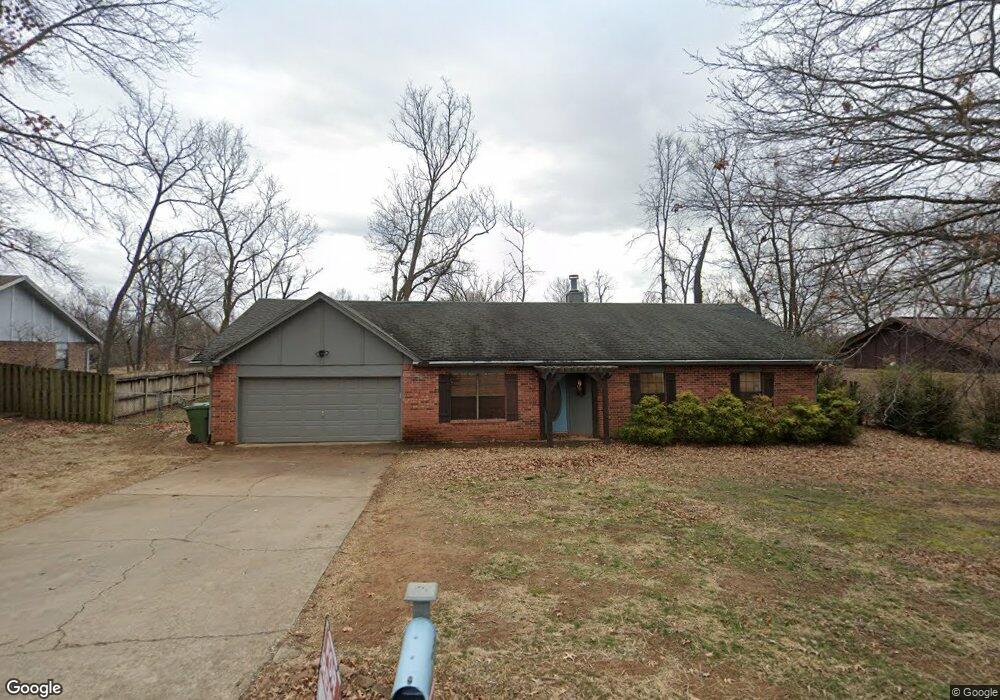705 N Turtle Creek Dr, Rogers, AR 72756 - photo 1