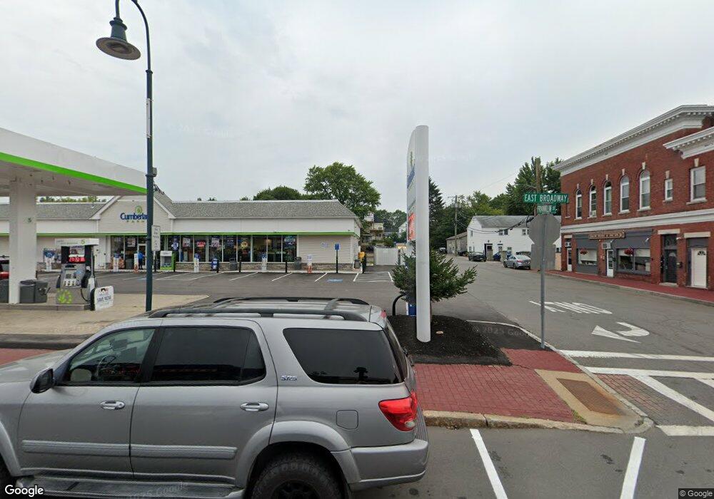 90 - 32 East Broadway unit 32, Derry, NH 03038 - photo 1