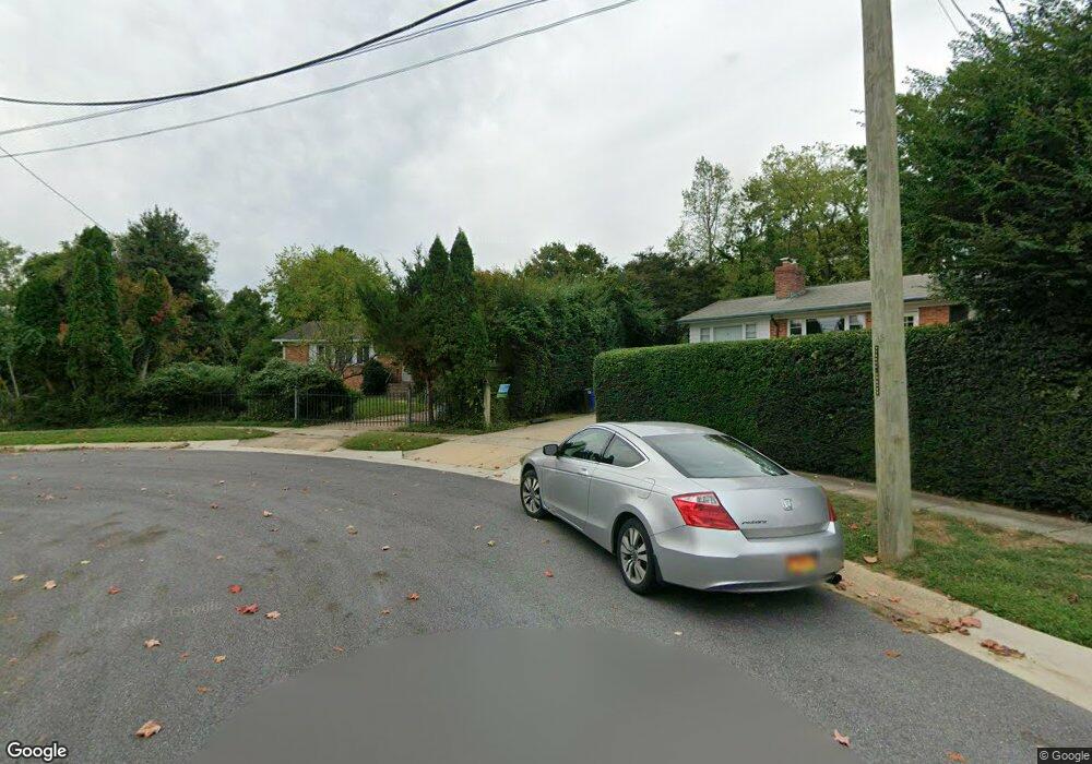 13706 Frankfort Ct, Rockville, MD 20853 - photo 1