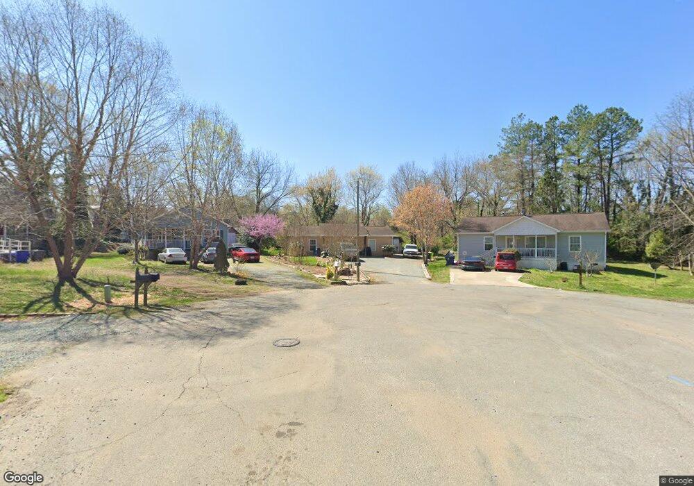 102 Amy Ln, Siler City, NC 27344 - photo 1