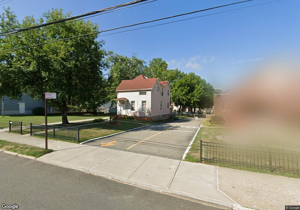914 Jewett Ave, Staten Island, NY 10314 - photo 1