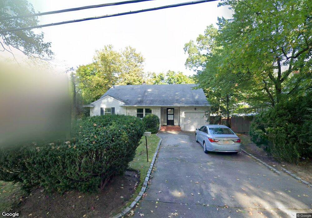 7 Shadow Ln, Great Neck, NY 11021 - photo 1