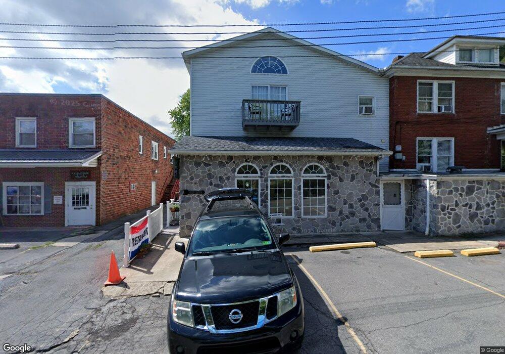 2 Independence St, Berkeley Springs, WV 25411 - photo 1