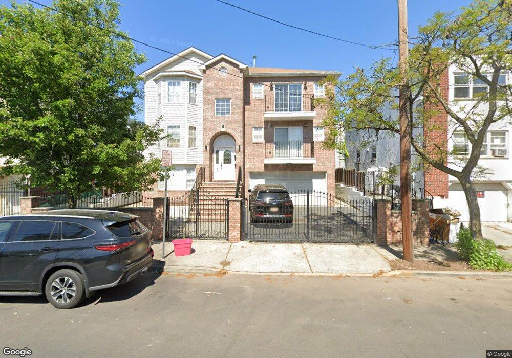 696 N 5th St unit 1, Newark, NJ 07107 - photo 1