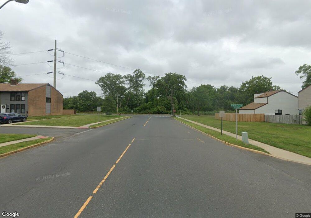 M-4 Twin Rivers Dr N, East Windsor, NJ 08520 - photo 1