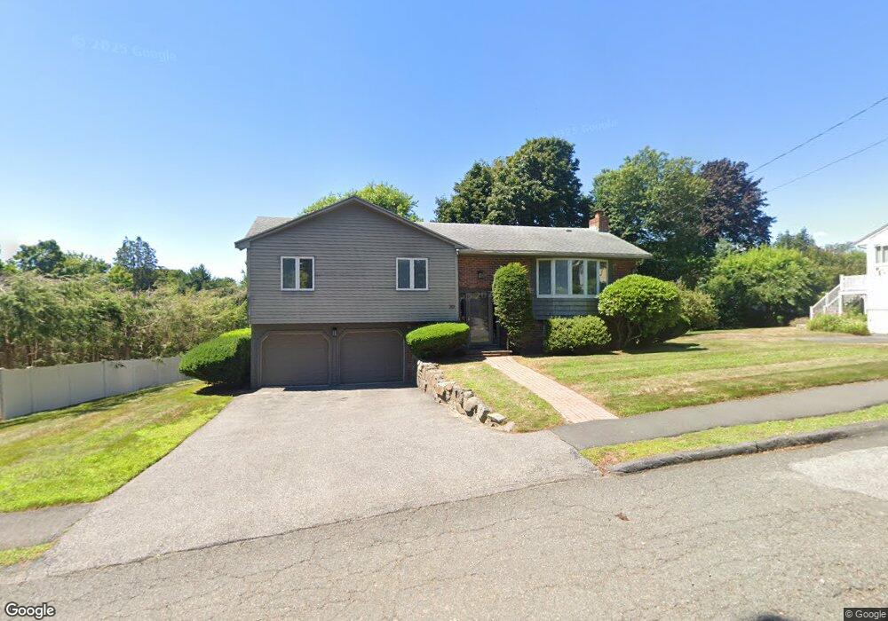 30 Mohawk Rd, Marblehead, MA 01945 - photo 1