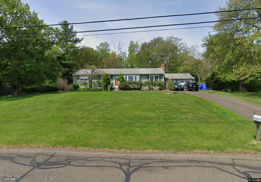 18 Chalon Rd, Trumbull, CT 06611 - photo 1