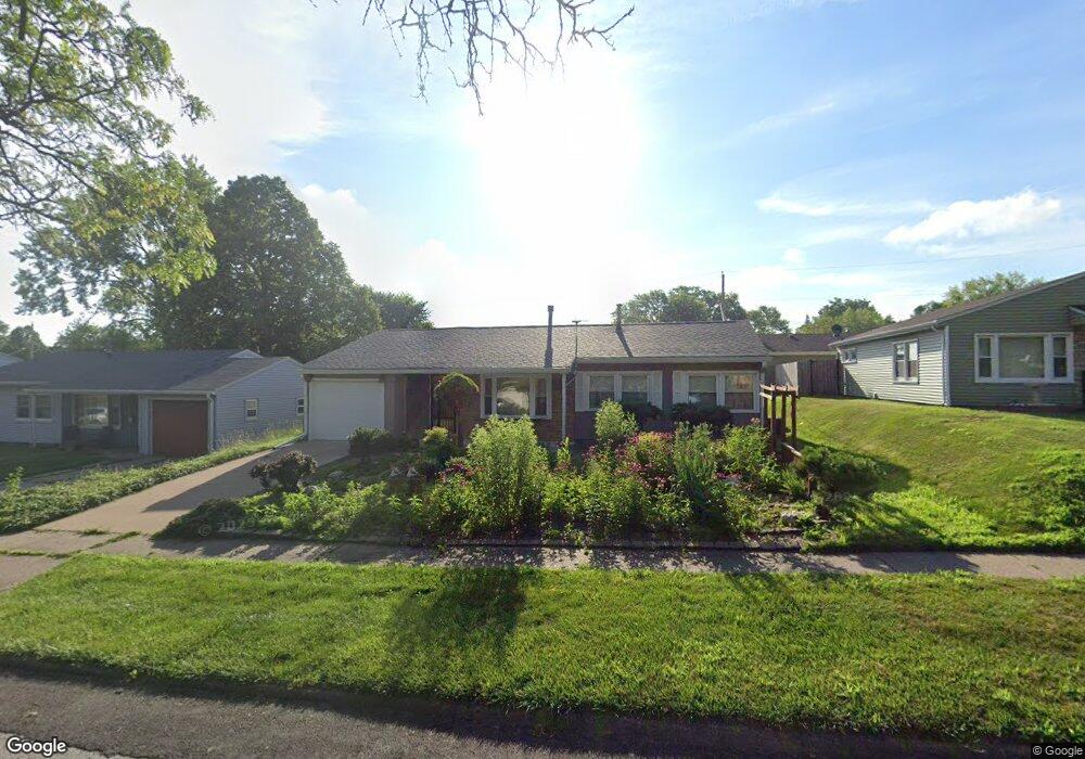 2327 N Sturdevant St, Davenport, IA 52804 - photo 1