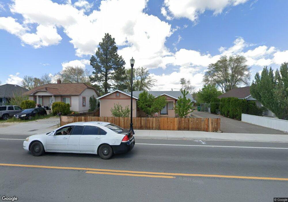 1024 Prater Way, Sparks, NV 89431 - photo 1