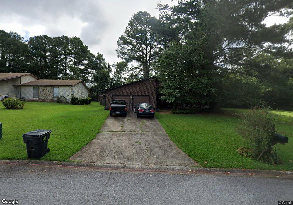 662 N Pointe Knoll Ct unit I, Riverdale, GA 30274 - photo 1