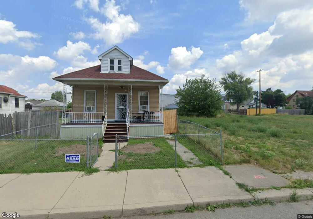 13018 Mitchell St, HamtraMcK, MI 48212 - photo 1
