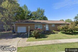 805 S Jesse St, Christopher, IL 62822